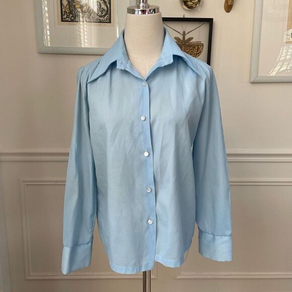 Vintage 70s Miss Holly Light Blue Textured Crepe Pointy Collar Button Shirt M 34 - Picture 1 of 7